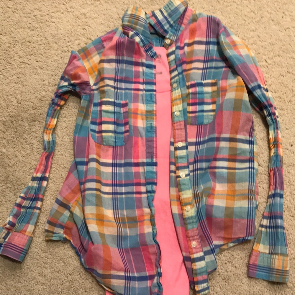 Bundle of Old Navy Shirt & 2 Tank Tops - Picture 3 of 3